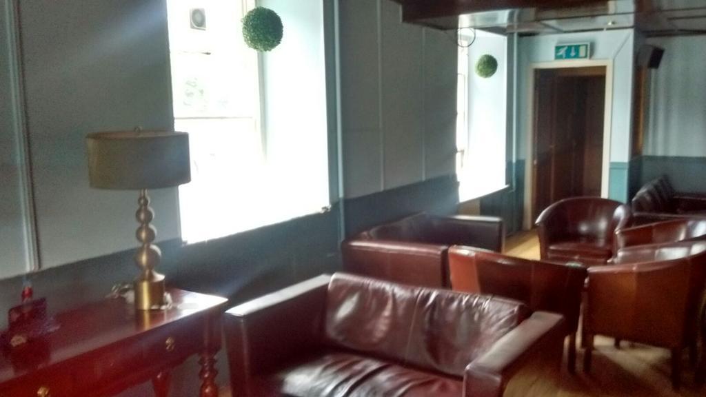 Huntly Arms Hotel Aboyne Buitenkant foto