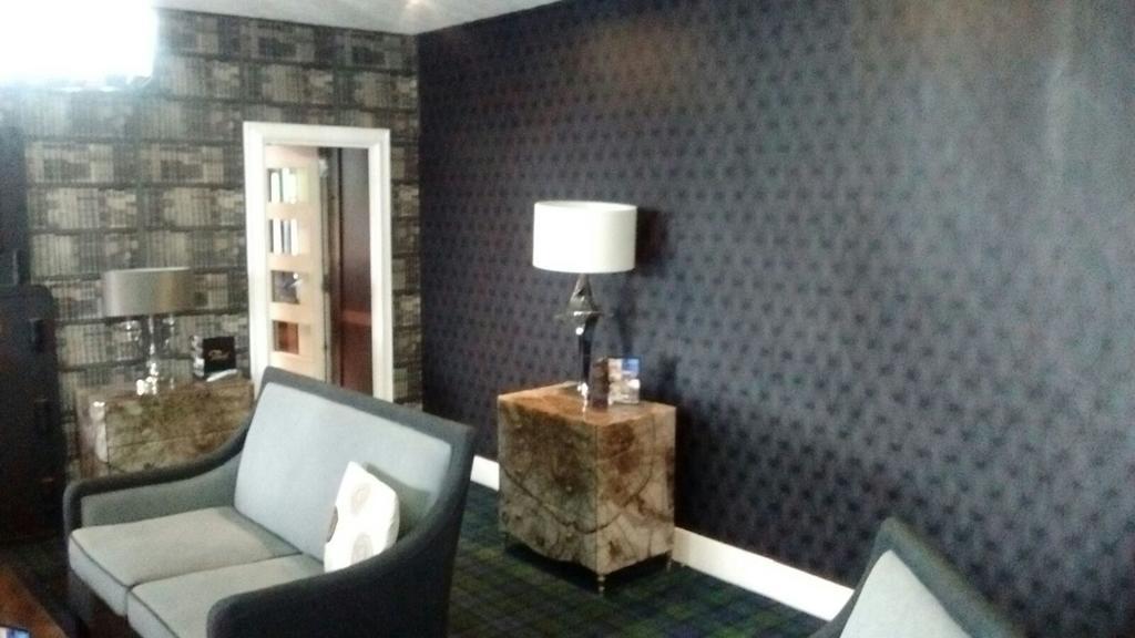 Huntly Arms Hotel Aboyne Buitenkant foto